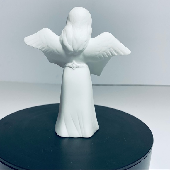 Hutschenreuther White Bisque Porcelain Angel  With Accordion Collectible - Picture 8 of 13
